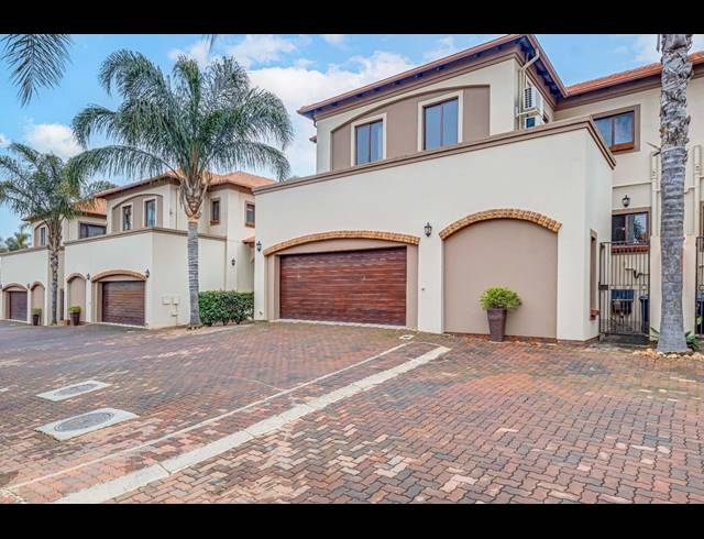 3 BEDROOM CLUSTER FOR SALE IN GLENVISTA